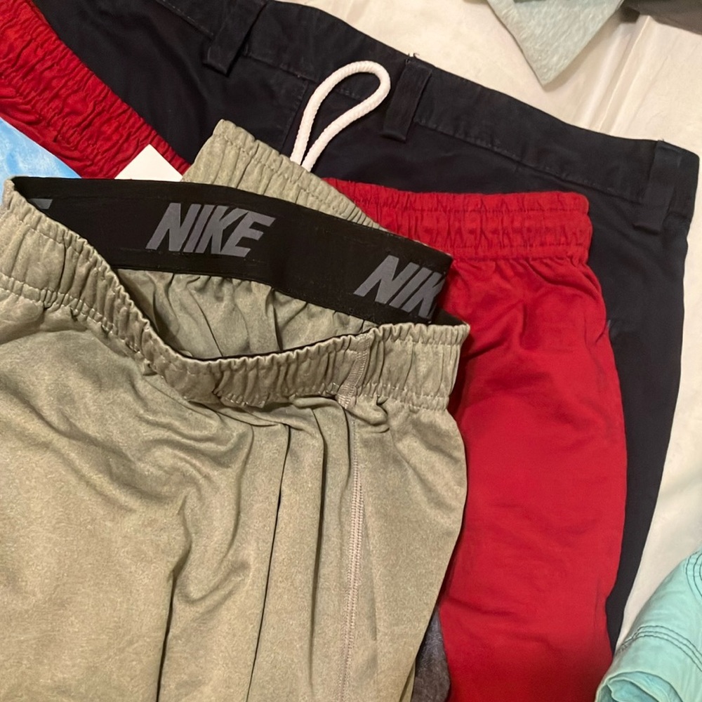 Nike Gray Sweatpants for Casual Comfort
